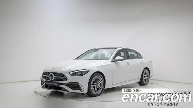 Mercedes-Benz C-Class 2026 — photo 1