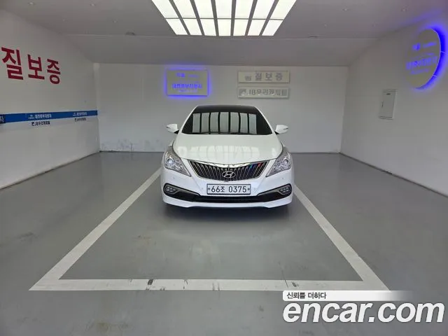 Hyundai Grandeur 2016 — photo 1