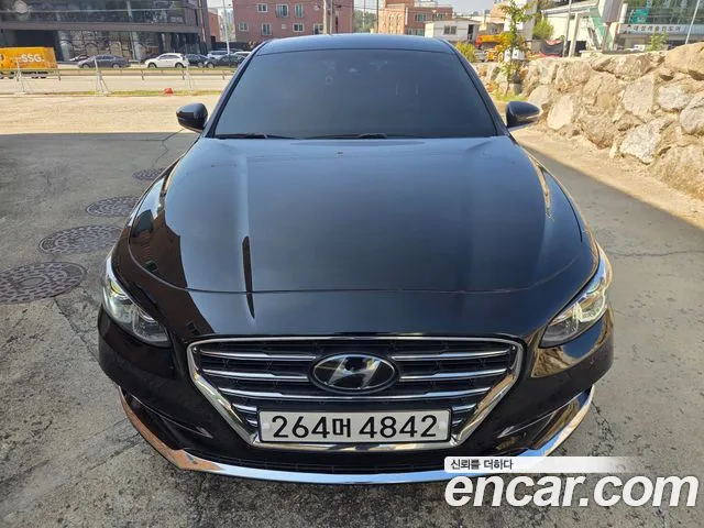 Hyundai Grandeur 2019 — photo 1