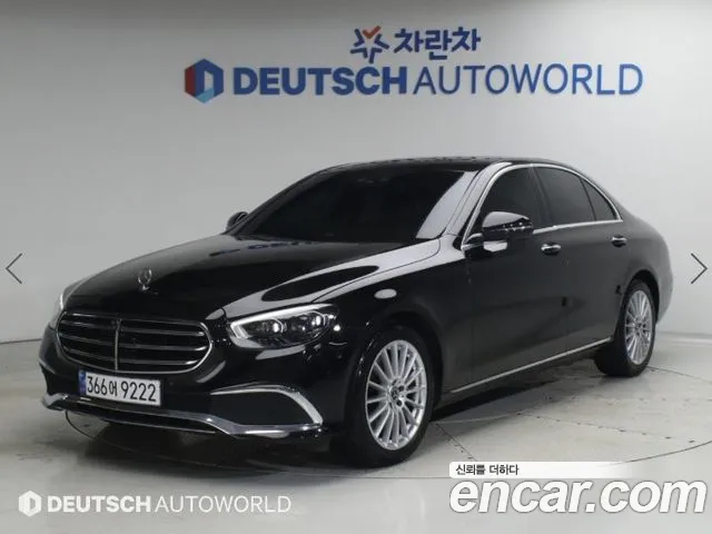 Mercedes-Benz E-Class 2022 — photo 1