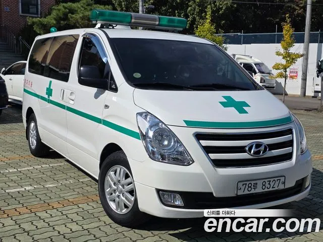 Hyundai Starex 2016 — photo 1