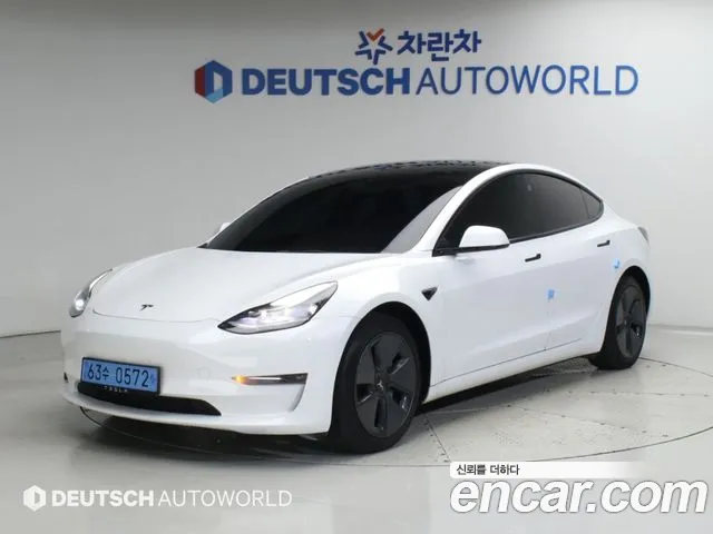 Tesla Model 3 2022 — photo 1
