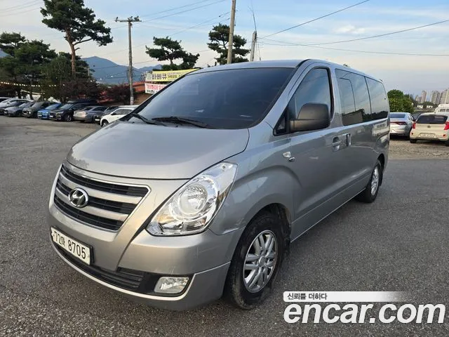 Hyundai Starex 2016 — photo 1