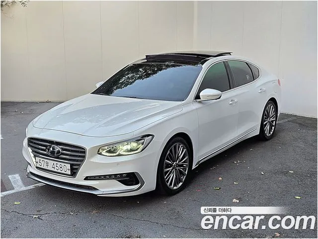 Hyundai Grandeur 2018 — photo 1