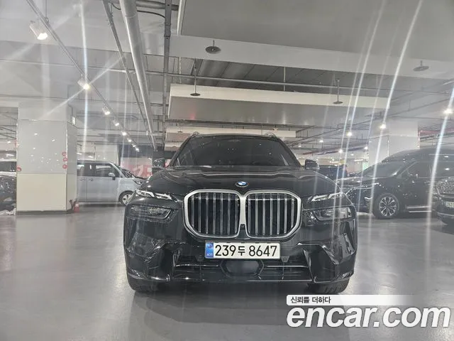 BMW X7 2025 — photo 1