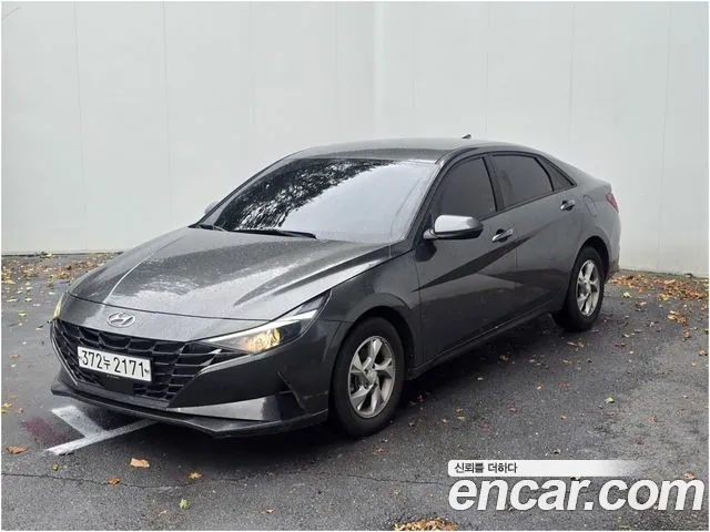 Hyundai AVANTE 2022 — photo 1