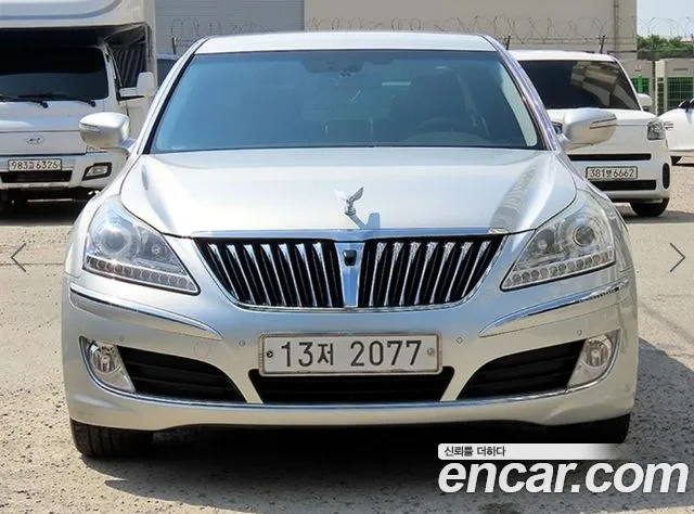 Hyundai Equus 2010 — photo 1