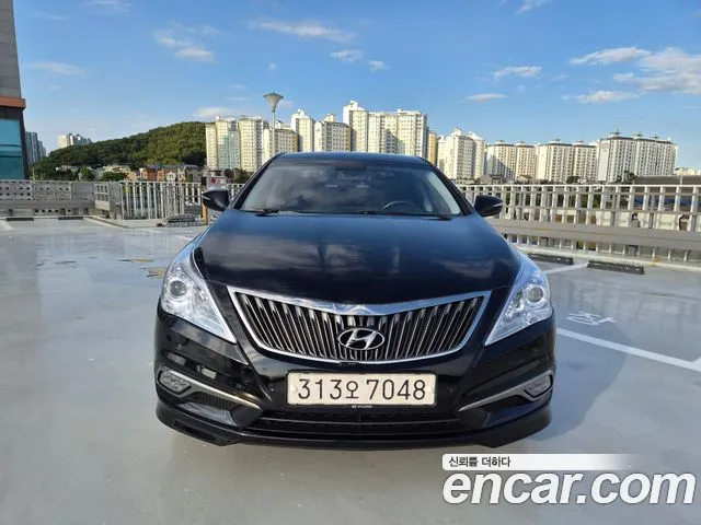 Hyundai Grandeur 2017 — photo 1