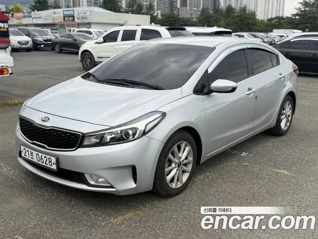 Kia K3 2016 — photo 1