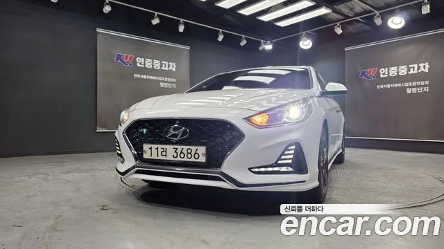 Hyundai Sonata 2019 — photo 1