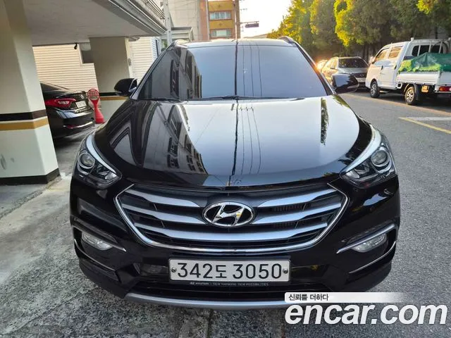 Hyundai Santafe 2016 — photo 1