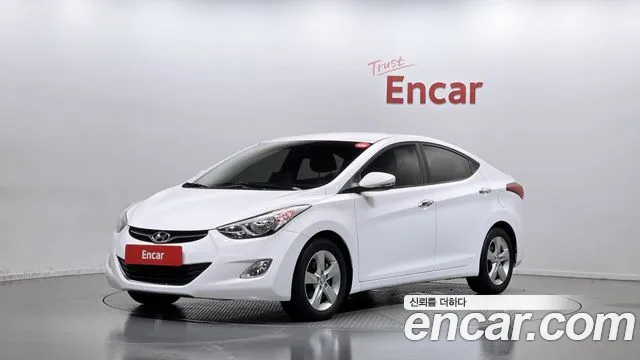 Hyundai AVANTE 2012 — photo 1
