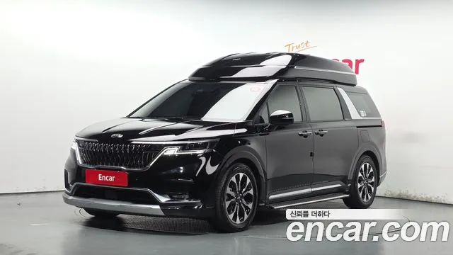 Kia Canival 2021 — photo 1
