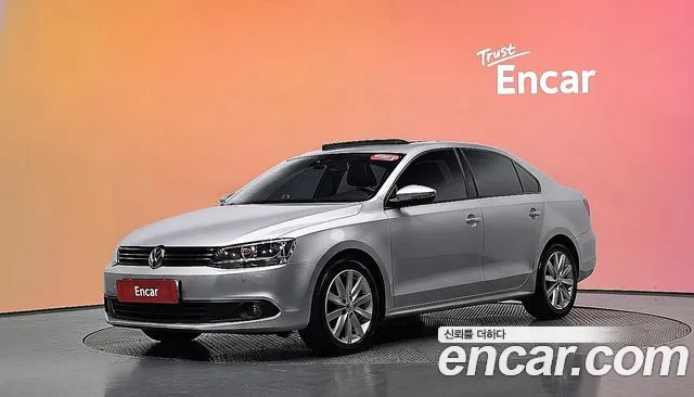 Volkswagen Jetta 2013 — photo 1