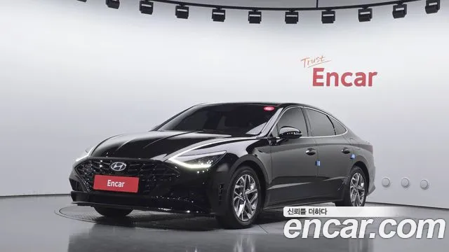 Hyundai Sonata 2022 — photo 1