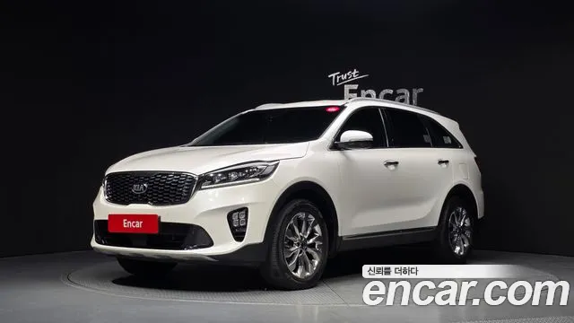 Kia Sorento 2019 — photo 1