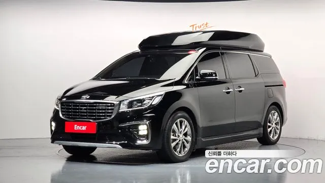 Kia Canival 2019 — photo 1