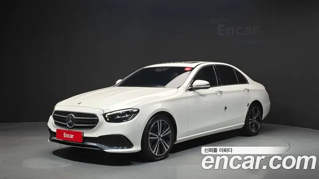 Mercedes-Benz E-Class 2021 — photo 1