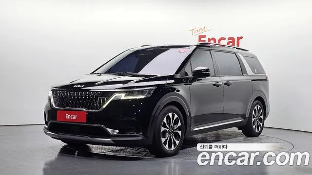 Kia Canival 2022 — photo 1