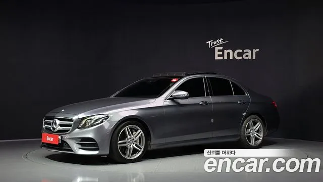 Mercedes-Benz E-Class 2017 — photo 1