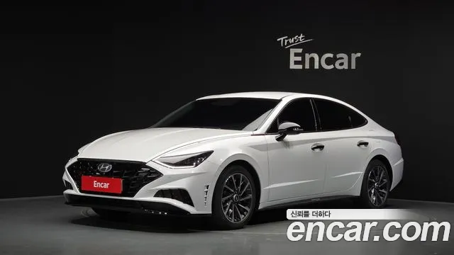 Hyundai Sonata 2022 — photo 1