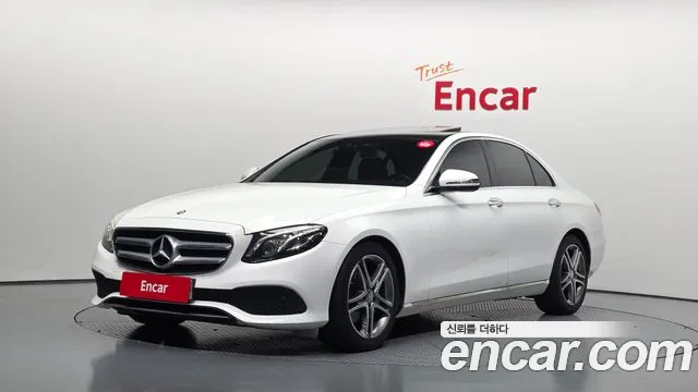 Mercedes-Benz E-Class 2017 — photo 1