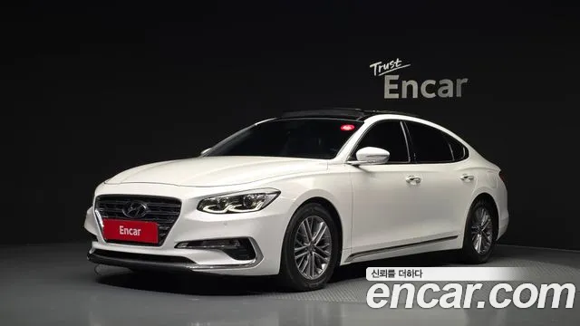 Hyundai Grandeur 2018 — photo 1