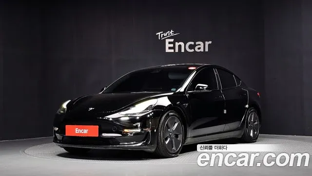 Tesla Model 3 2022 — photo 1