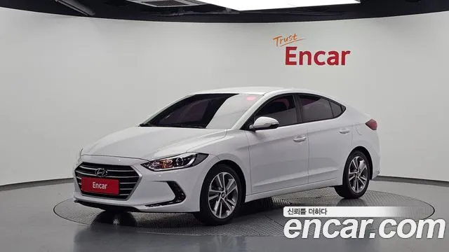 Hyundai AVANTE 2018 — photo 1