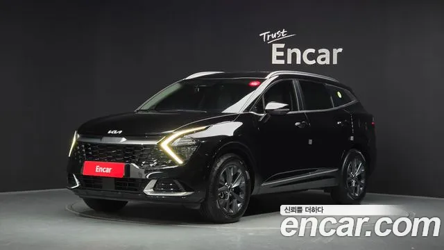 Kia Sportage 2023 — photo 1