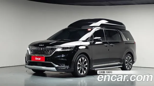 Kia Canival 2023 — photo 1