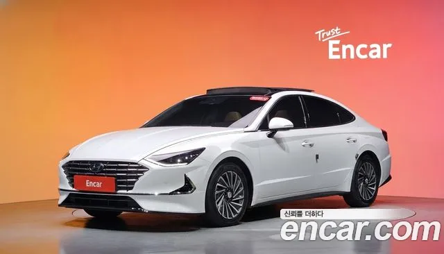 Hyundai Sonata 2022 — photo 1