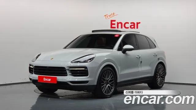 Porsche Cayenne 2021 — photo 1