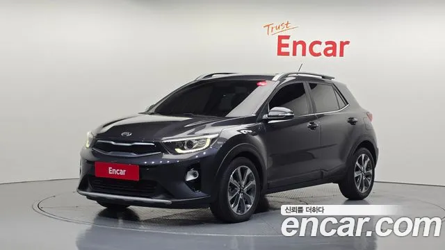 Kia Stonic 2018 — photo 1