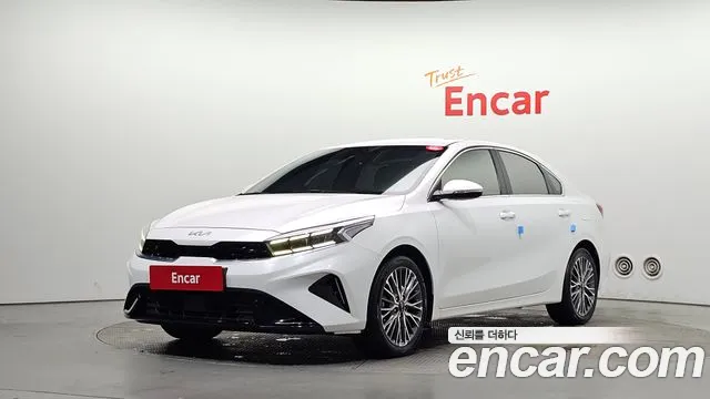 Kia K3 2022 — photo 1