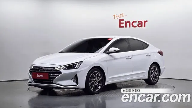 Hyundai AVANTE 2020 — photo 1