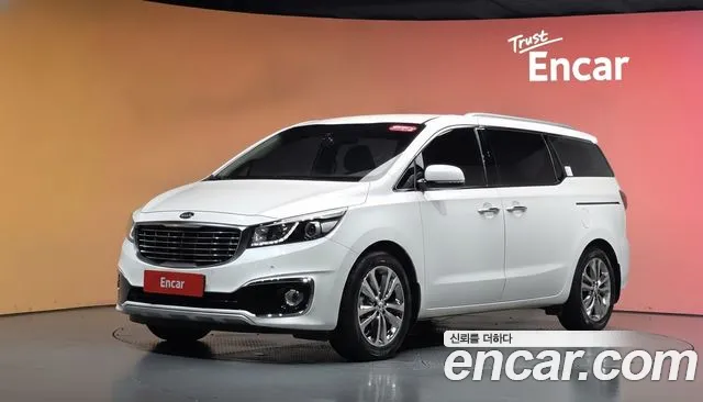 Kia Canival 2017 — photo 1