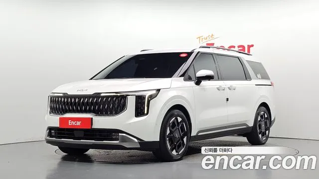 Kia Canival 2024 — photo 1