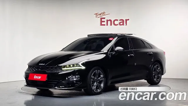 Kia K5 2023 — photo 1