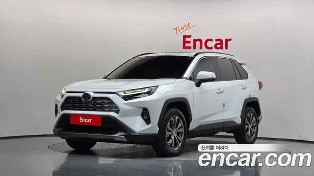 Toyota RAV4 2024 — photo 1