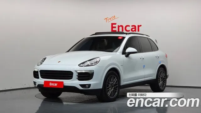 Porsche Cayenne 2017 — photo 1