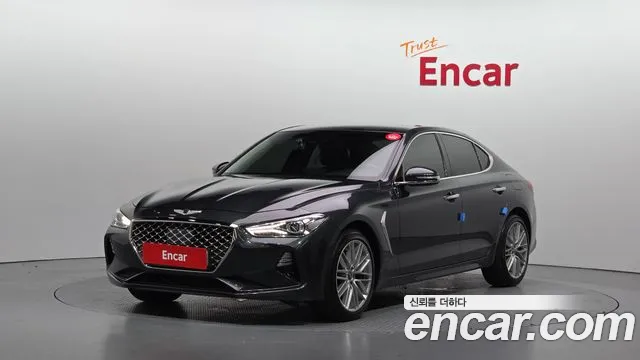 Genesis G70 2019 — photo 1