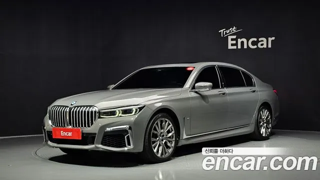 BMW 7-Series 2021 — photo 1