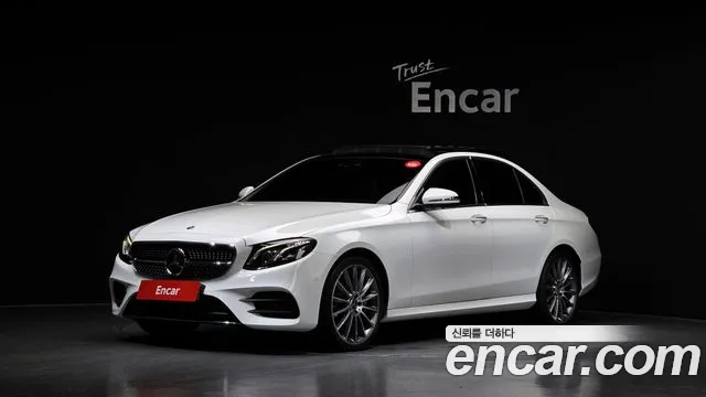 Mercedes-Benz E-Class 2019 — photo 1