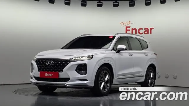 Hyundai Santafe 2019 — photo 1