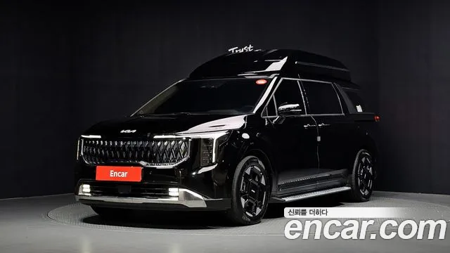 Kia Canival 2025 — photo 1
