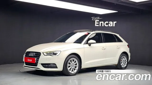 Audi A3 2015 — photo 1