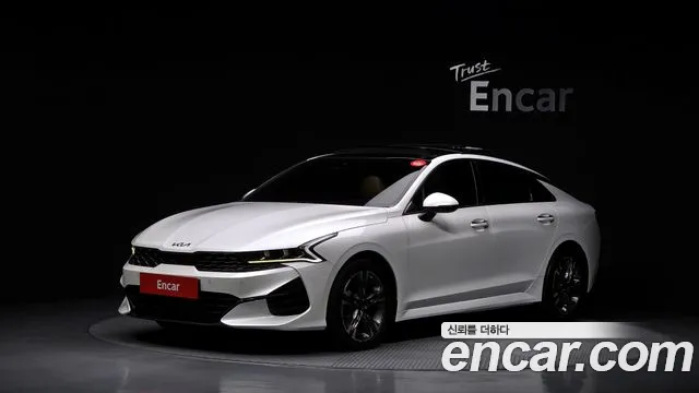 Kia K5 2022 — photo 1
