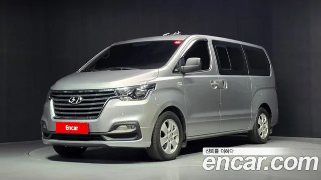 Hyundai Starex 2020 — photo 1