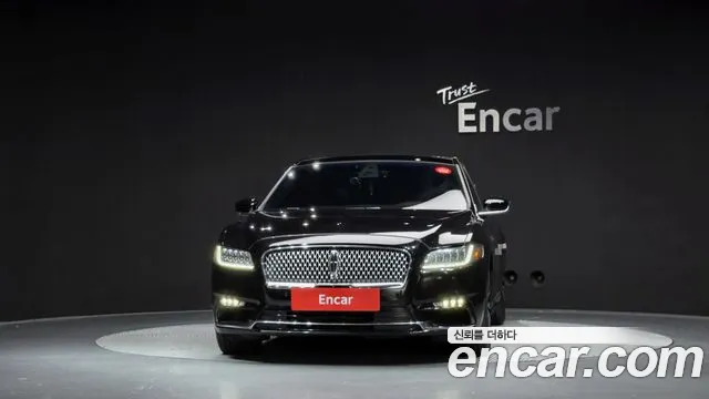 Lincoln Continental 2017 — photo 1